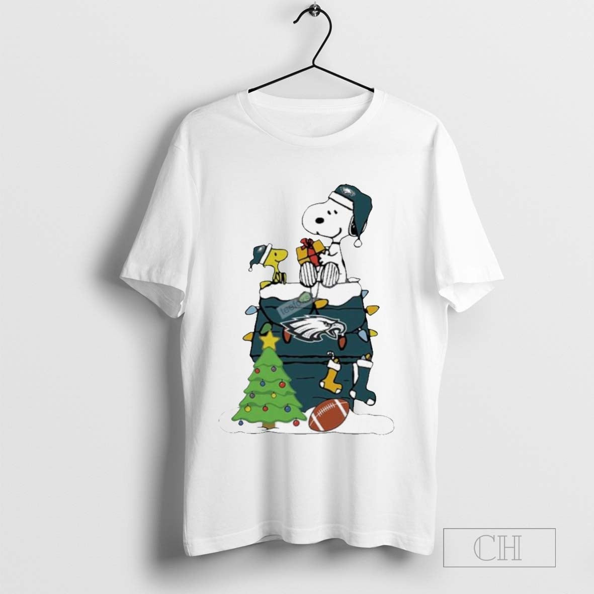 Snoopy Woodstock Philadelphia Eagles Christmas T-Shirt