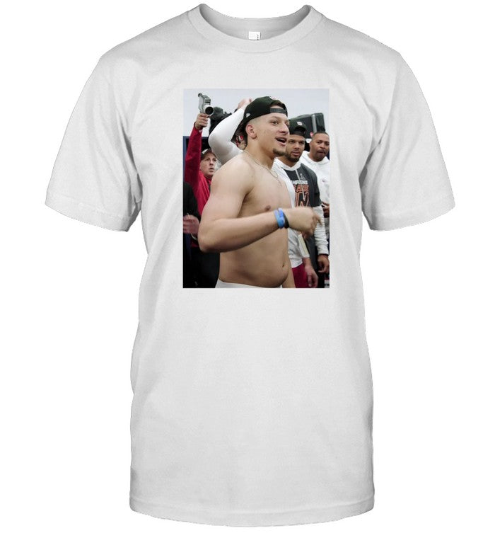 Limited Patrick Mahomes Dad Bod T-Shirt