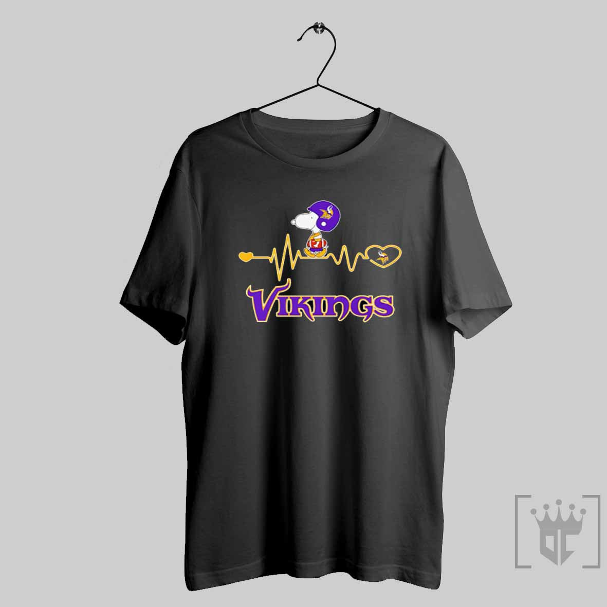 Snoopy Walking On Heartbeat Minnesota Vikings Football T Shirt