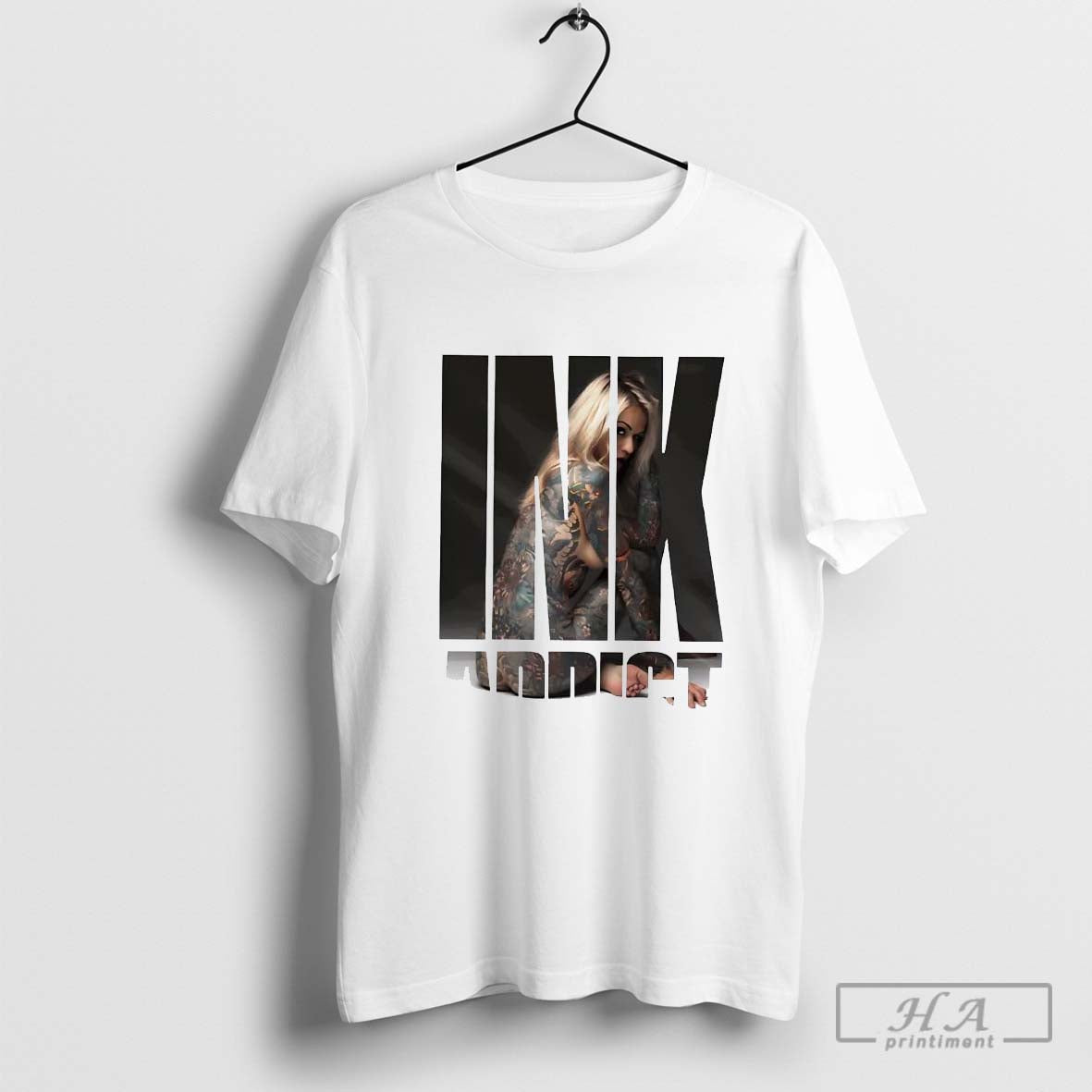 Sarah Maillet retro T-shirt