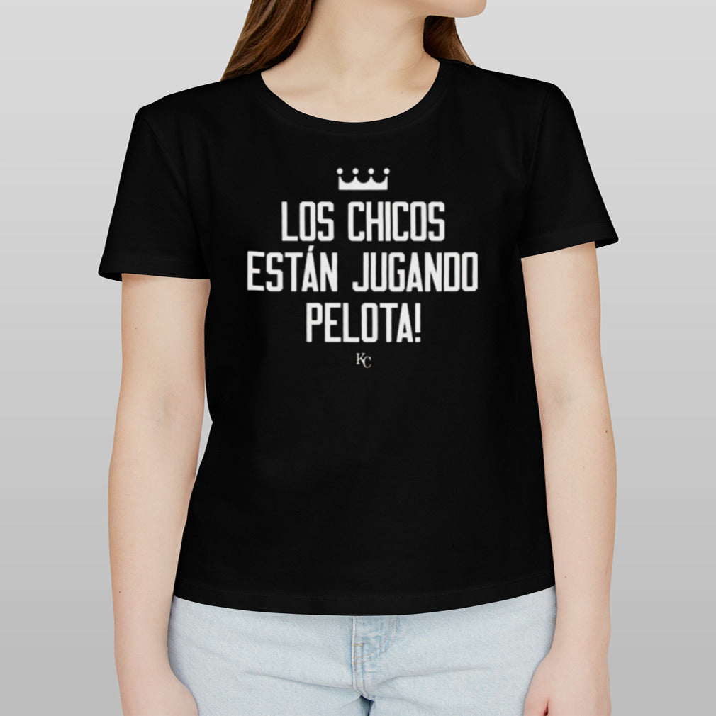 Maikel Garcia Wearing Los Chicos Estan Jugando Pelota T-shirt