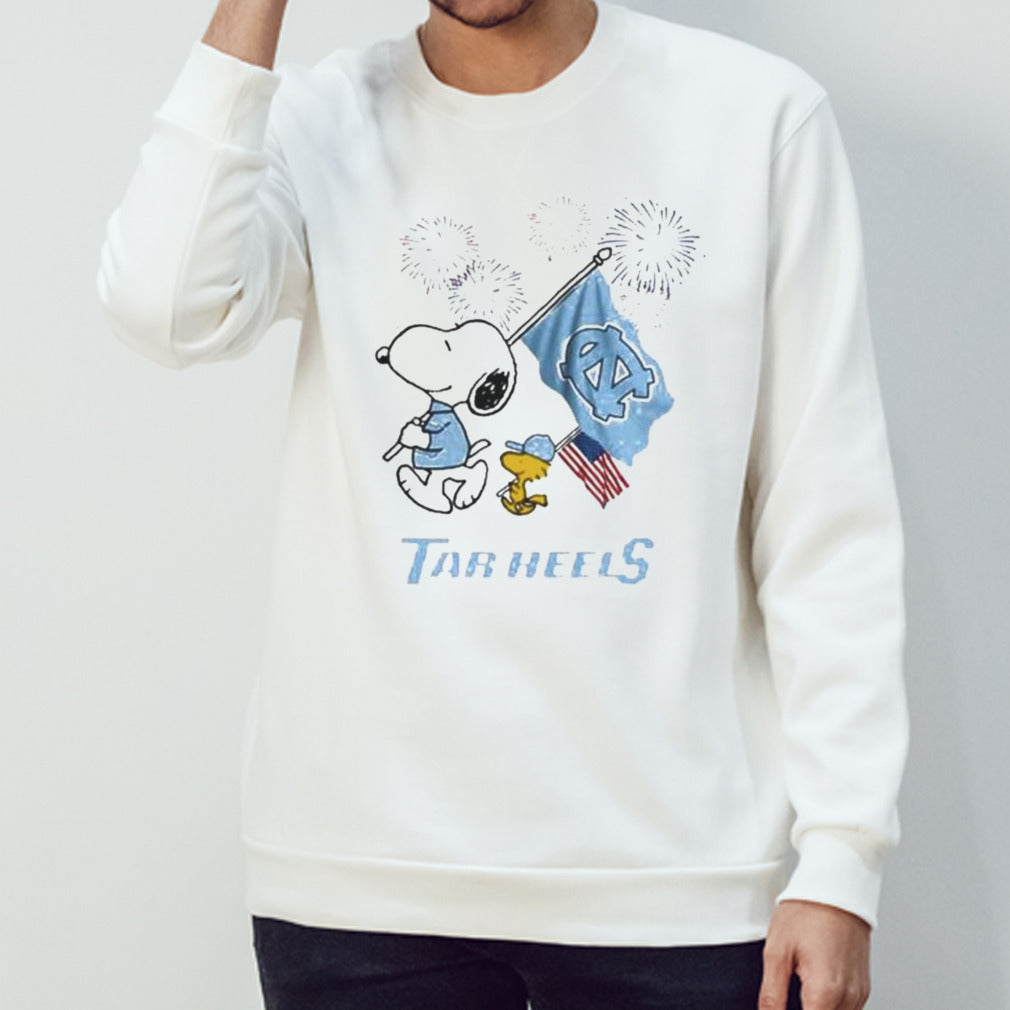 Snoopy And Woodstock Happy 4th Of July North Carolina Tar Heels Football 2024 T-shirt