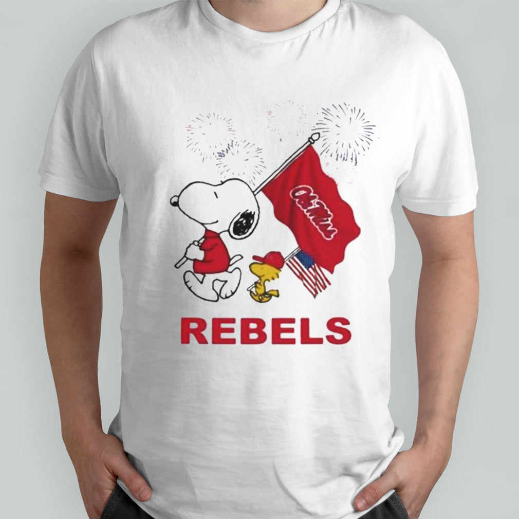 Snoopy And Woodstock Happy 4th Of July Ole Miss Rebels Football 2024 T-shirt