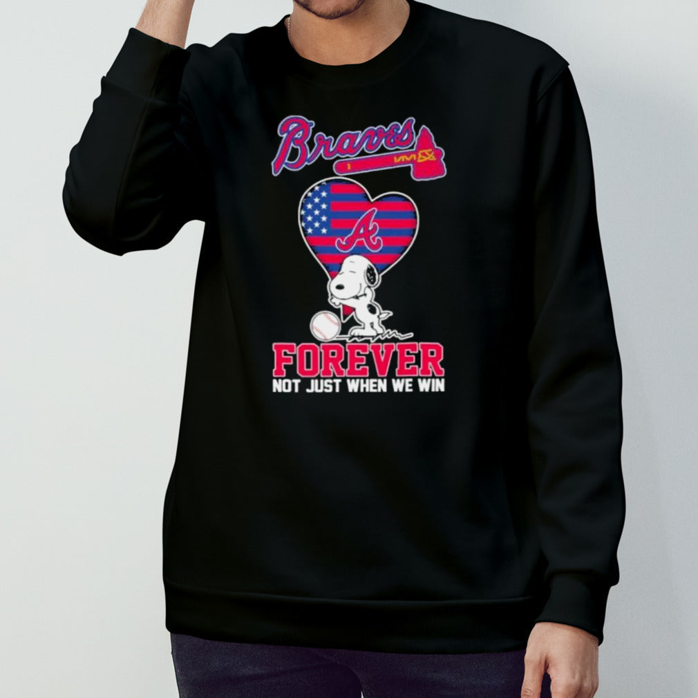 Snoopy Hug Heart Atlanta Braves Forever Not Just When We Win Shirt