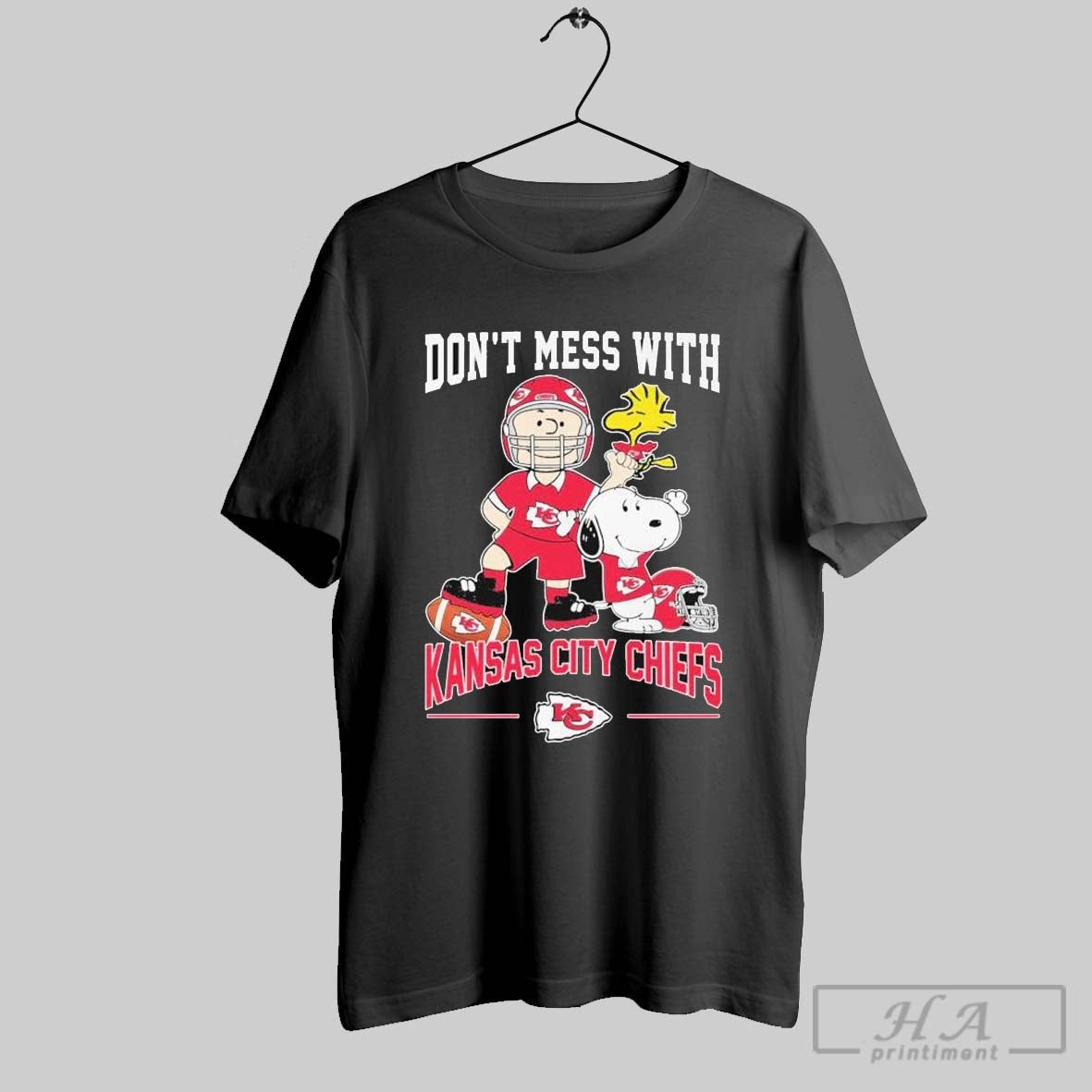 Snoopy And Charlie Brown Woodstock Dont Mess With Kansas City Chiefs Helmet T Shirts