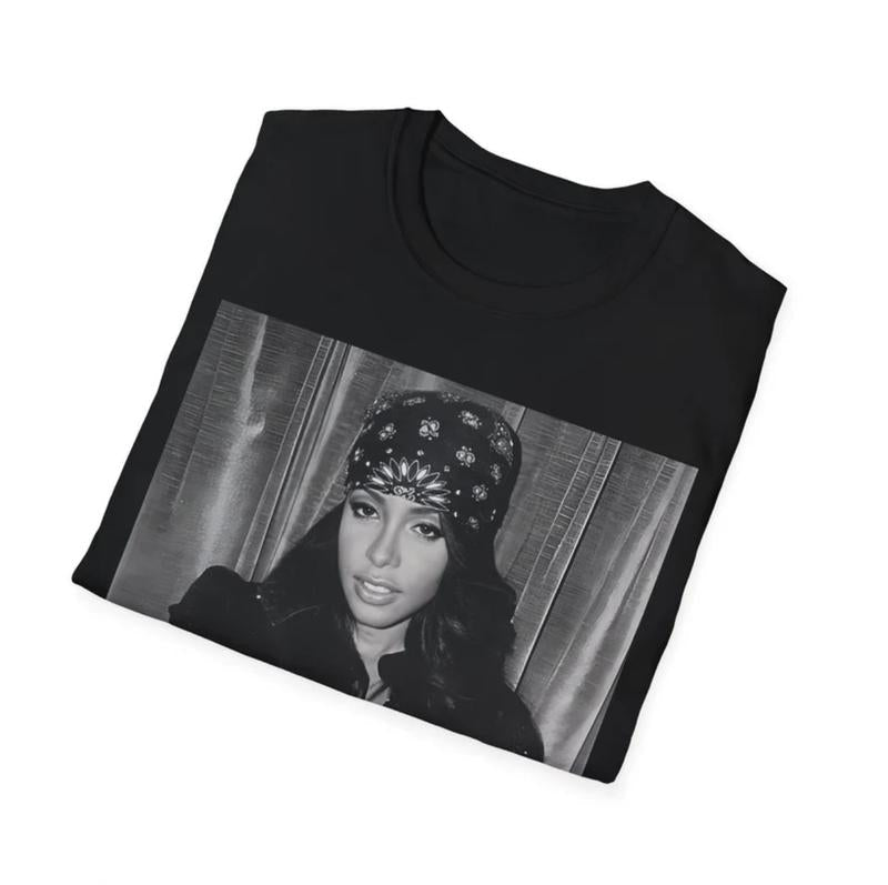 Vintage Aaliyah Tshirt, 90s Minimal Bootleg Style, Aaliyah Unisex Shirt, Aaliyah Vintage Music RnB Singer Rapper Shirt
