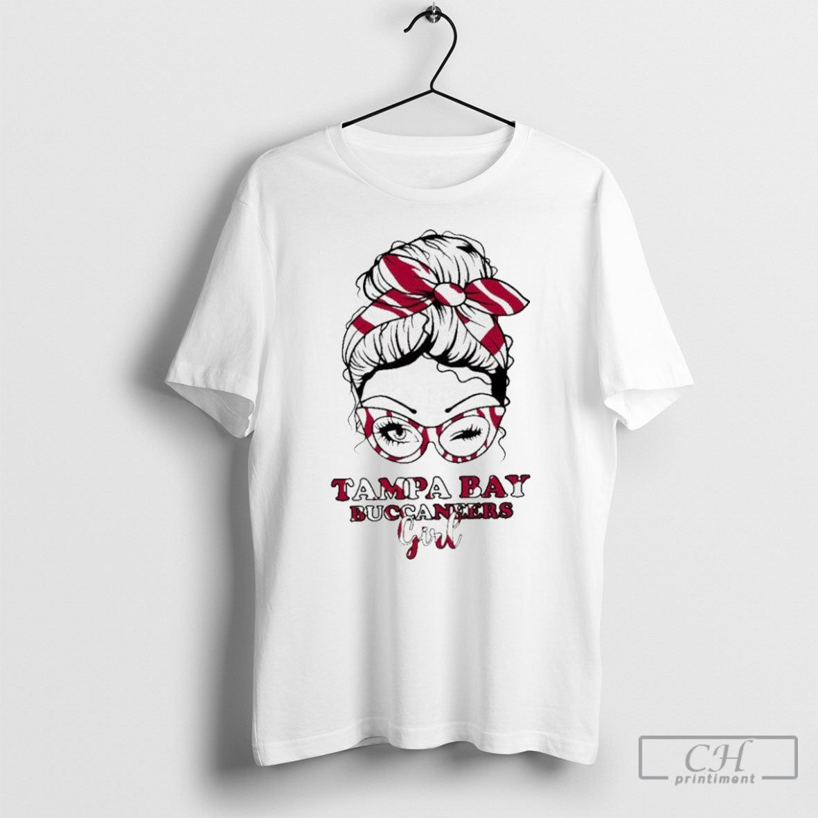 Tampa Bay Buccaneers Girl Messy Bun Fans T Shirt Sweatshirt Tee