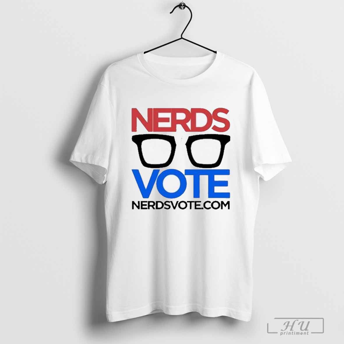 Steve Blum Nerdsvote Glasses T-Shirt