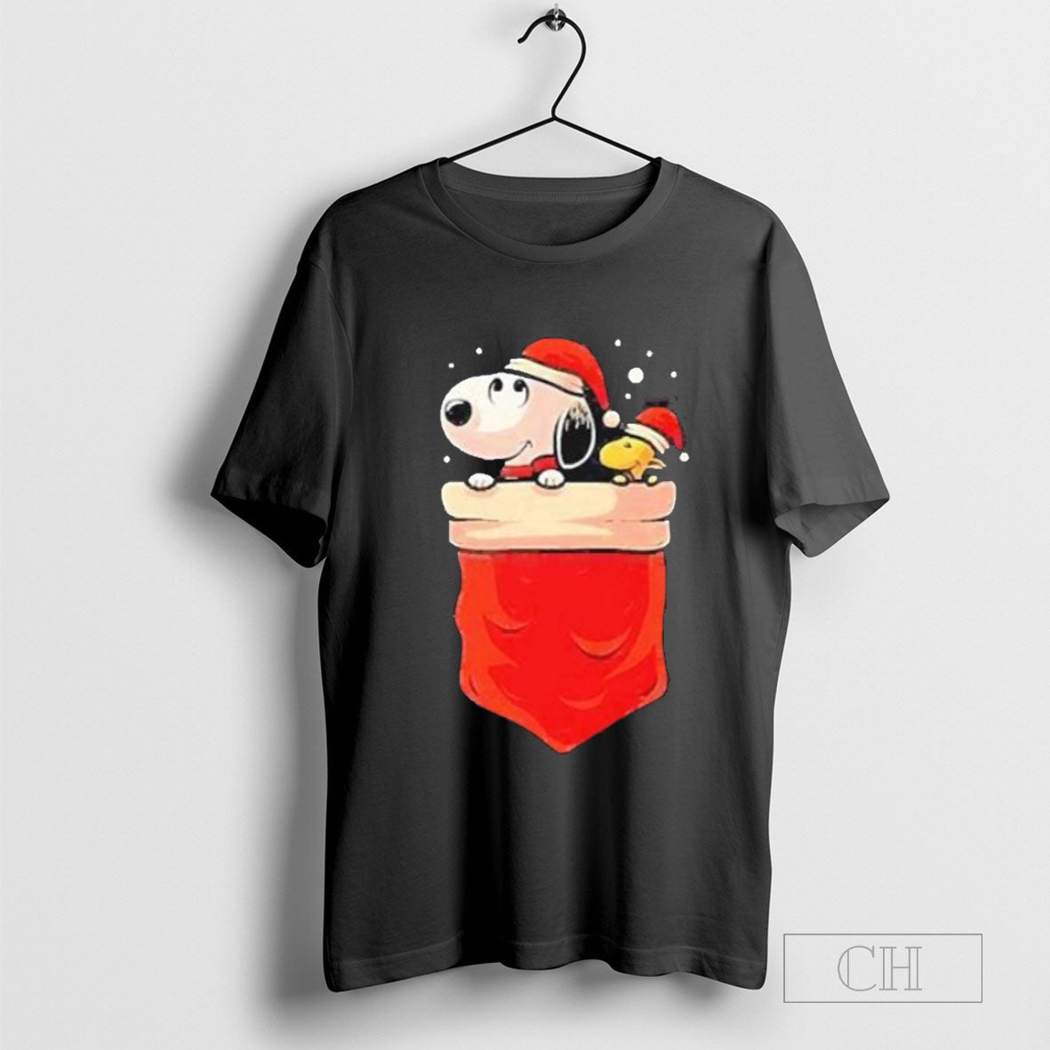Snoopy And oodstock Pocket Friends Christmas T-Shirt