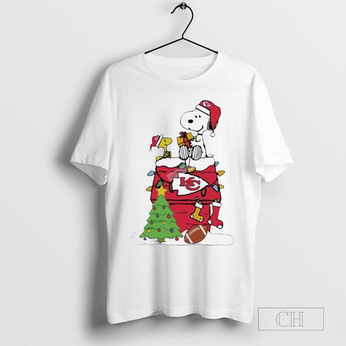 Snoopy Woodstock Kansas City Chiefs Christmas T-Shirt