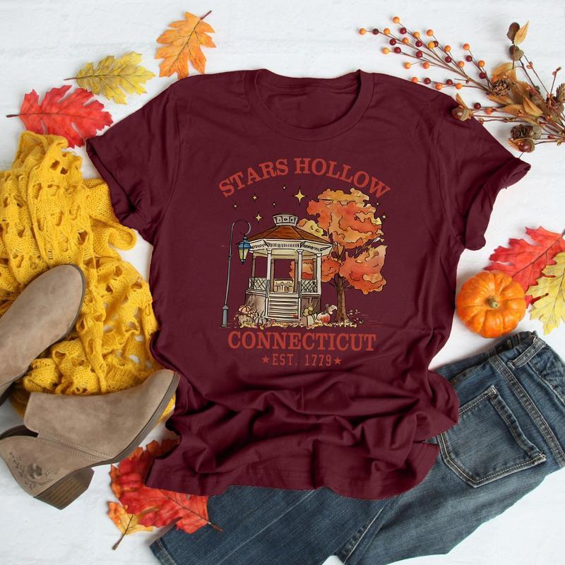 Star's Hollow Luke's Sweatshirts - Shirt , Gilmore Girls Shirt, Autumn Festival Shirts, Connecticut EST. 1779 Tee, Stars Hollow Shirt, Halloween Gift, Gilmore Girls Shirt, For Men, For Women, Classic Fashion Cotton Underwear Shirt Hoodie Sweaters