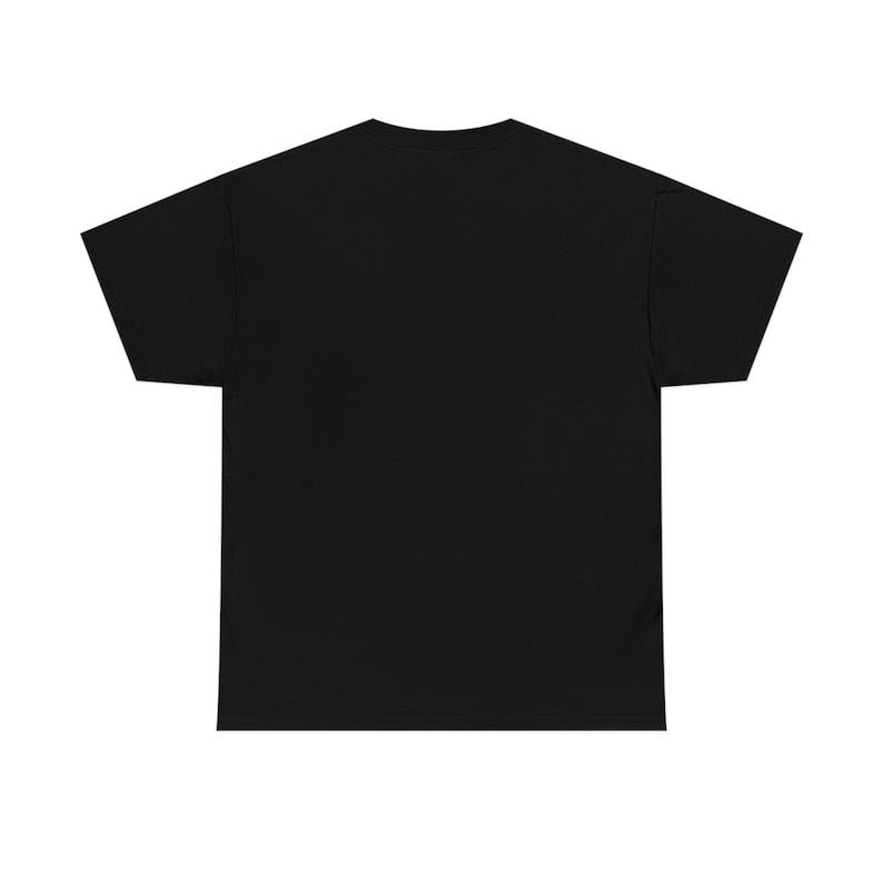 FREE THUGGER Young Thug Rapper Mugshot Tee, Unisex Graphic T-Shirt, Unique Hip Hop Inspired Gifts for Rap Music Lovers and Fashion Fans