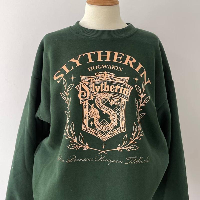 HP Vintage Wizard  Houses Sweatshirt, Wizard Houses Unisex Hoodie, Potterhead Shirt,  Hogwarts Houses Sweaters