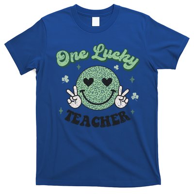 One Lucky Teacher Retro St Patrickâ€™s Day School Appreciation Gift T-Shirt